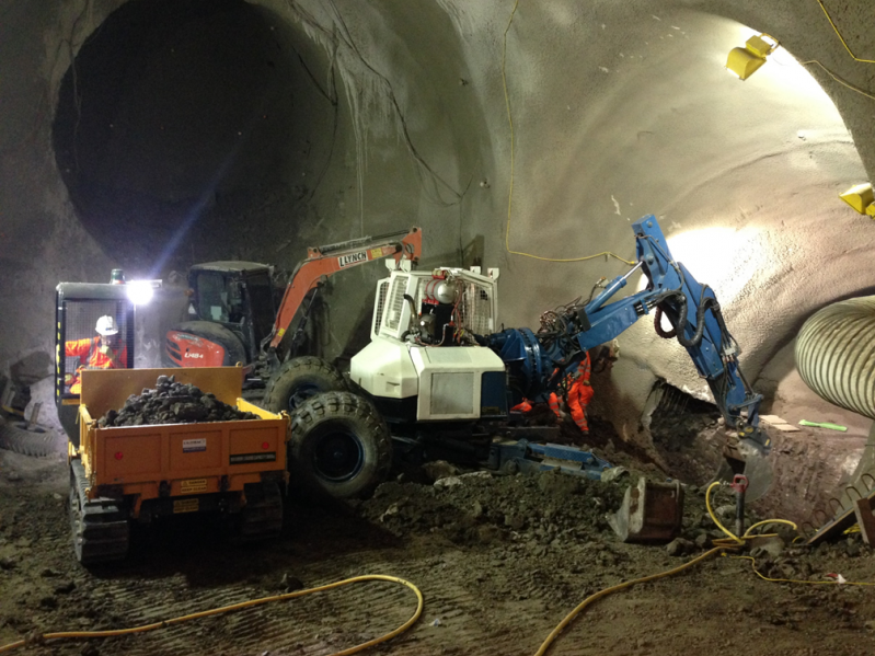 SCL Tunnel, Excavation of Escalator Tunnel